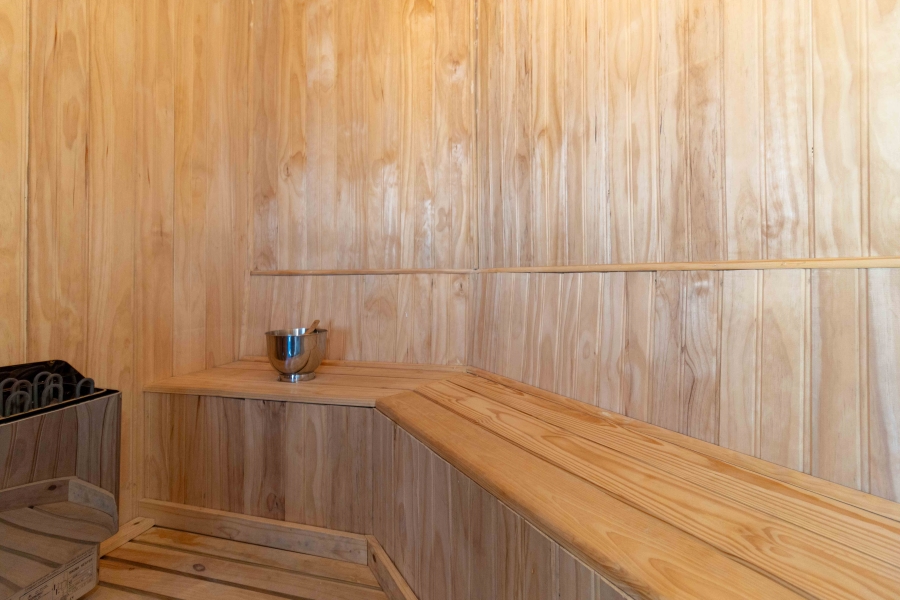 5 Bedroom Property for Sale in Clifton Western Cape